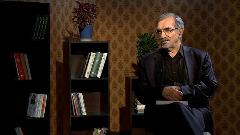 بازخوانی زندگی موسوی گرمارودی در مستند "از ساقه تا صدر"